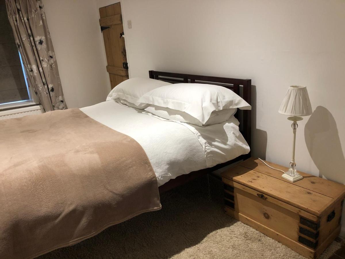 Bell Cottage Mildenhall Dış mekan fotoğraf